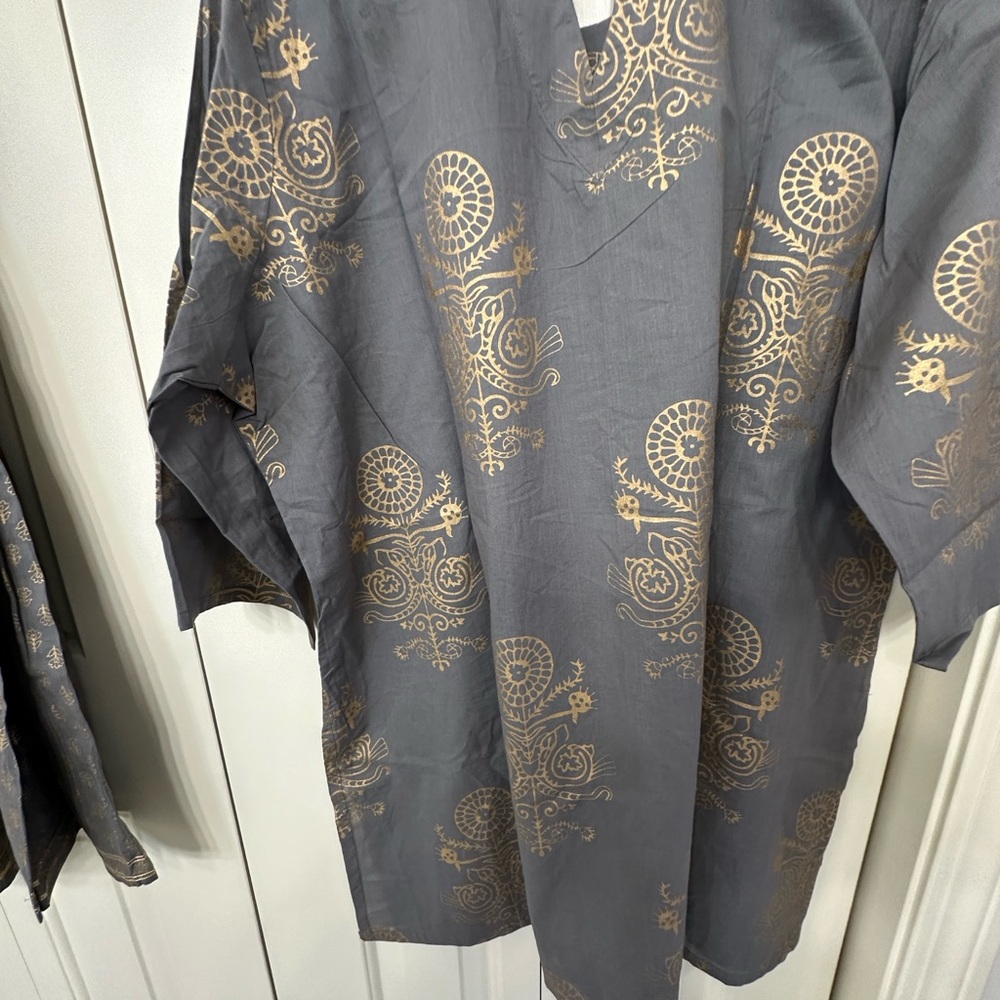 SALE‼️Gray and Gold Patterned Gharara and Kameez set in size 25” in pure Cotton. - Picture 14 of 16